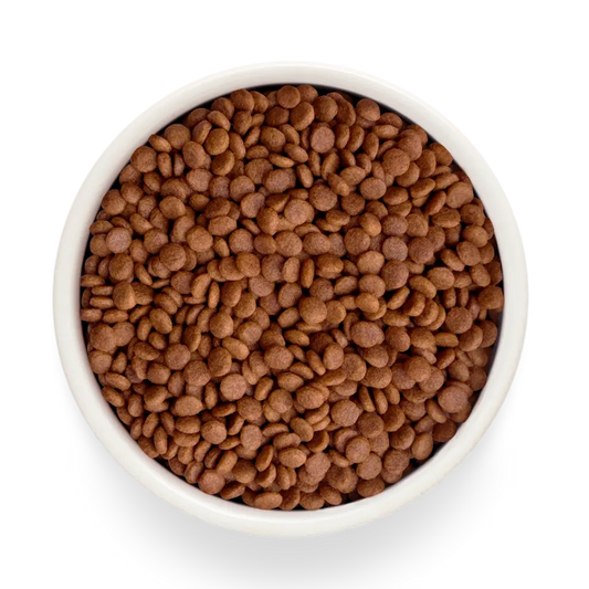 Hrana uscata pentru pisici Grandorf, cu File de Somon Proaspat si Cartofi Dulci, pentru Pisici Adulti, produs în utilizare