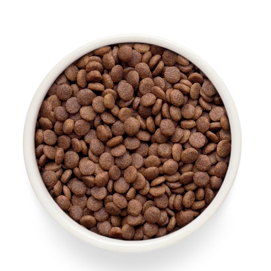 Hrana uscata pentru pisici Grandorf, cu Carne de Miel Proaspata si Cartofi Dulci, pentru Pisici Adulti Rasa Mare, produs în utilizare