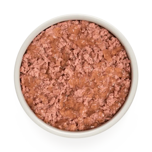 Hrana umeda pentru câini Grandorf, Vitel si Curcan, pentru câini adulti, produs în utilizare