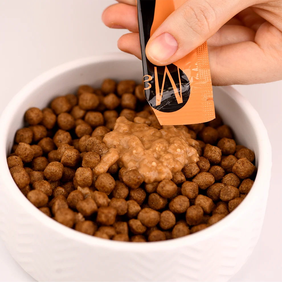 MAVSY Лакомства за котки, Кремообразни сьомгови хапки с миди и червен хайвер за котки, 75 г