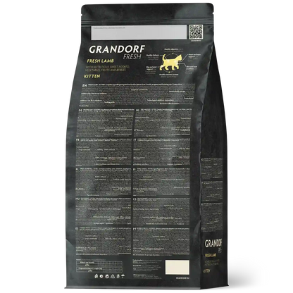 Hrana uscata pentru pisici Grandorf, cu Carne de Miel Proaspata si Cartofi Dulci, aspect produs